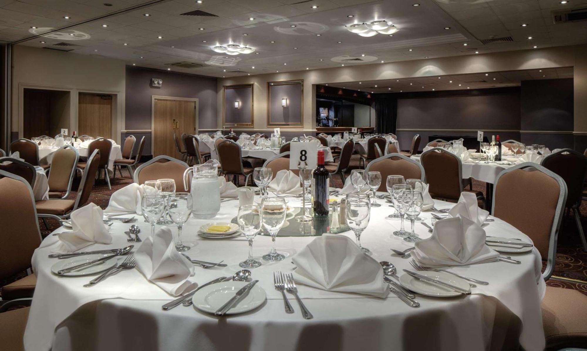Doubletree By Hilton Bristol City Centre Buitenkant foto