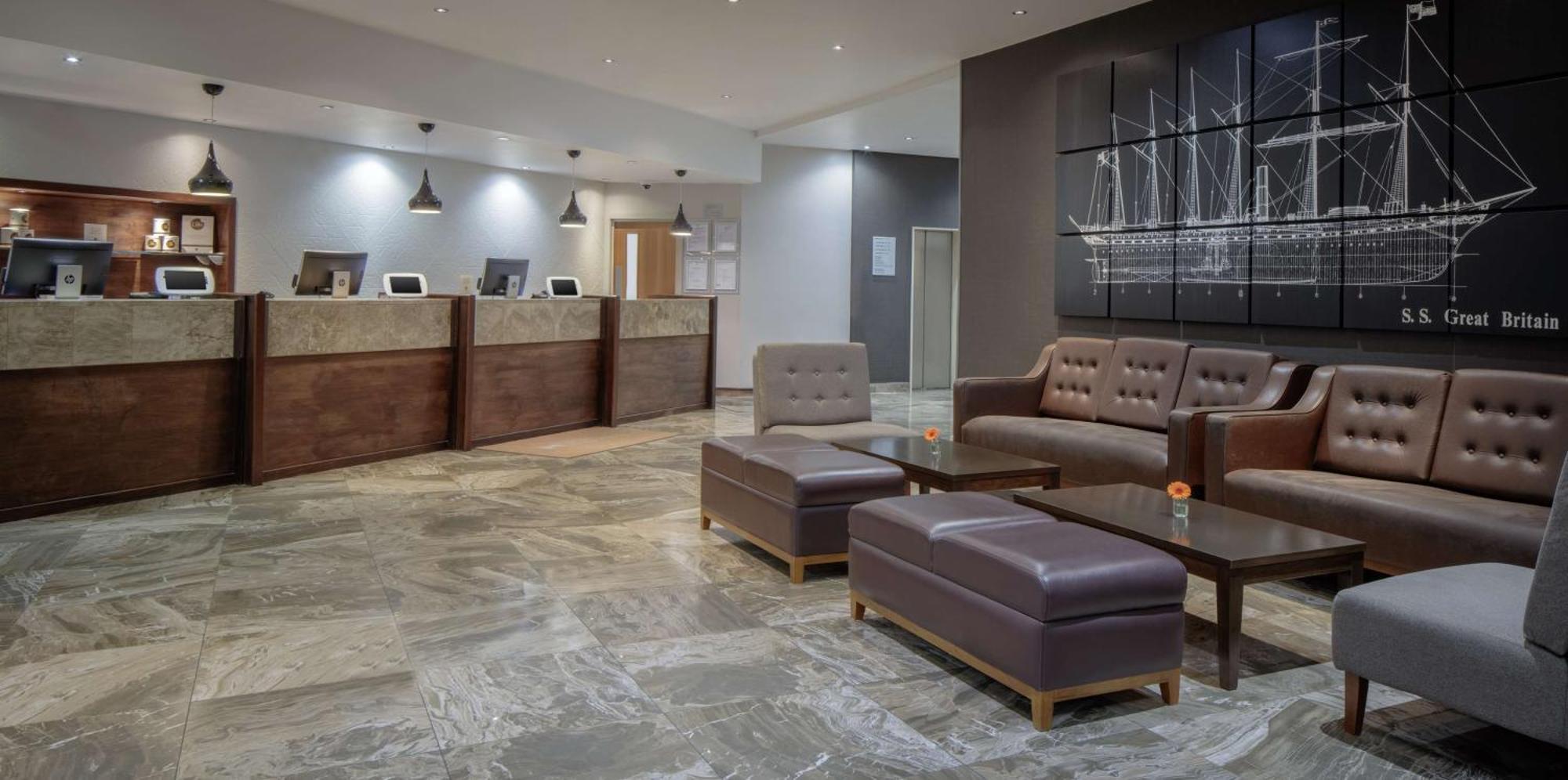 Doubletree By Hilton Bristol City Centre Buitenkant foto