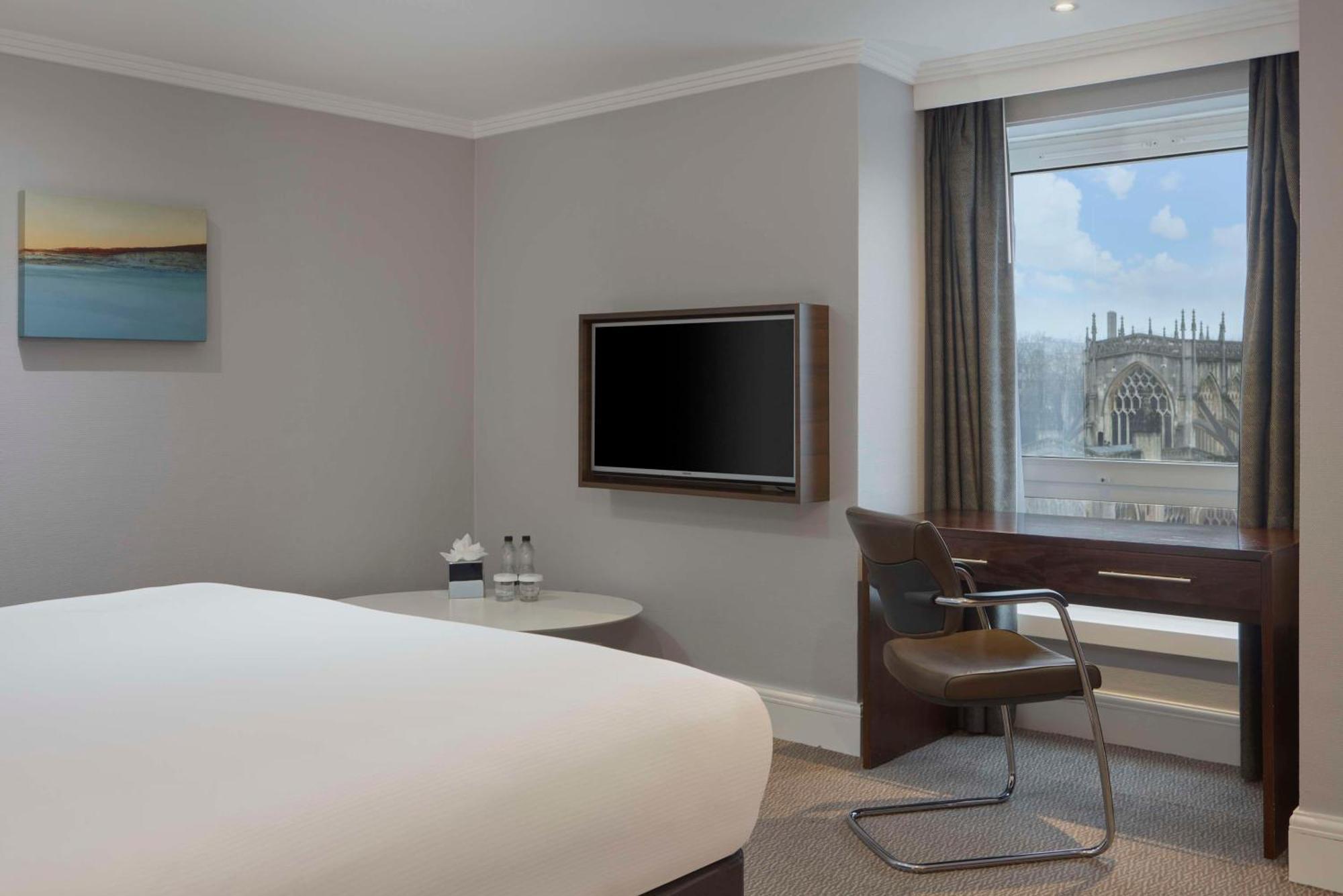Doubletree By Hilton Bristol City Centre Buitenkant foto